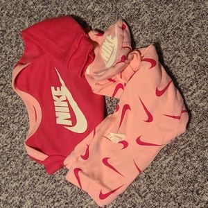 Girls Nike Outfit